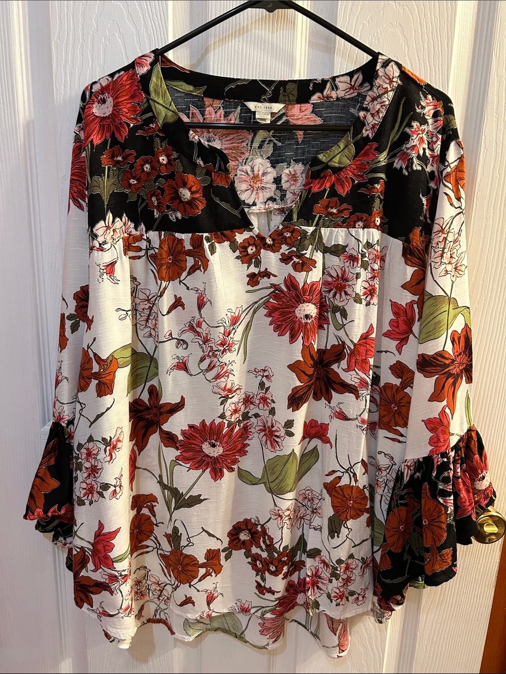 Women’s Floral Bell-Sleeve Blouse in Cream and Red